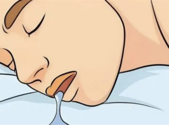 Αν σου τρέχουν τα σάλια ενώ κοιμάσαι, είναι σημάδι ότι ο εγκέφαλός σου…