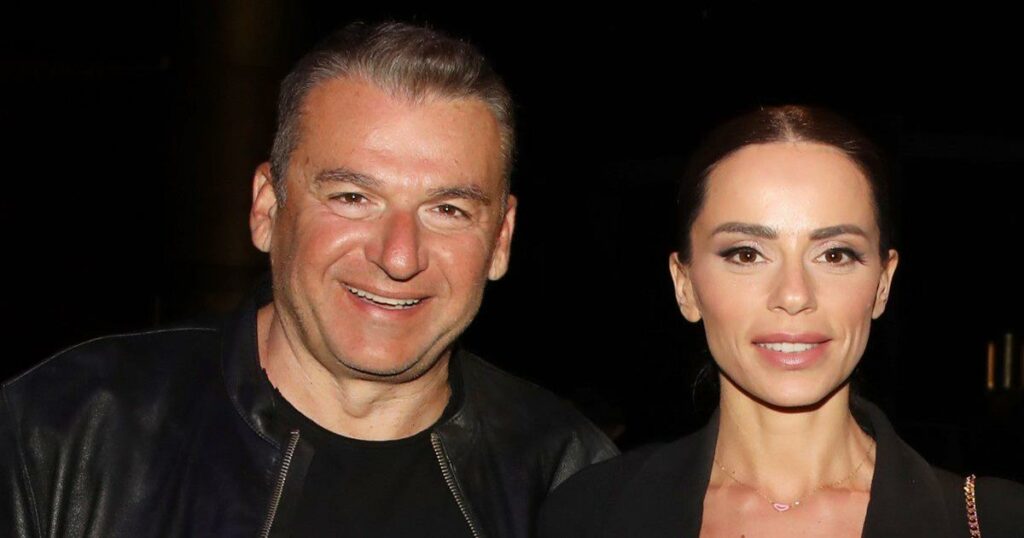 Γιώργος Λιάγκας: Αγόρασε νέα βίλα στην Τήνο –  Το υπόγειο μόνο έχει 4 υπνοδωμάτια