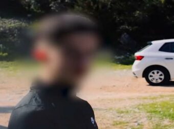 ΣΚΗΝΕΣ ΑΡΧΑΙΑΣ ΤΡΑΓΩΔΙΑΣ: «ΘΕΛΩ ΝΑ ΞΑΝΑΔΩ ΤΟΝ ΑΔΕΛΦΟ ΜΟΥ. ΝΑ ΤΟΥ ΠΩ Ο,ΤΙ ΔΕΝ ΤΟΥ ΕΧΩ ΠΕΙ» – ΟΔΥΝΗ ΓΙΑ ΤΟΝ 15ΧΡΟΝΟ