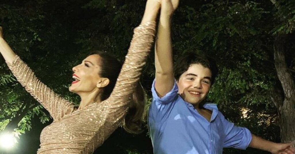 Δέσποινα Βανδή: Ο γιος της Γιώργος Νικολαΐδης κάνει τα πρώτα του βήματα στη μαγειρική – Το δείπνο που εντυπωσίασε