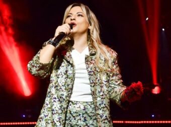 Τζένη Κατσίγιαννη: Πού τραγουδάει σήμερα Κυριακή του Πάσχα η τραγουδίστρια που γκρέμισε το TikTok