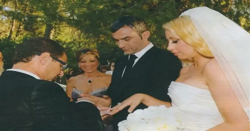 ΣΟΚ ΓΙΑ ΤΟΝ ΔΕΛΛΑ ΜΟΛΙΣ 24 ΩΡΕΣ ΜΕΤΑ ΤΗΝ ΚΗΔΕΙΑ ΤΗΣ ΜΑΣΤΡΟΚΩΣΤΑ: ΤΟ ΤΡΑΓΙΚΟ ΠΑΙΧΝΙΔΙ ΤΗΣ ΜΟΙΡΑΣ – ΤΙ ΣΥΝΕΒΗ