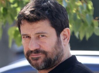 Γεωργούλης: Μιλά ανοιχτά μετά την καταγγελία για βιασμό και σωματική βλάβη από τη Χρονοπούλου – Από πού ζήτησε βοήθεια