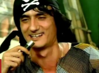 Στάθης Ψάλτης: Αγνώριστος στον πρώτο του ρόλο σε ηλικία 14 ετών