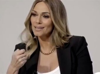 Έλλη Κοκκίνου: «Δεν έχω κάνει ακόμα πλαστικές! Δεν έχω κάνει μπότοξ» – Όλα τα μυστικά ομορφιάς στα 53 της χρόνια