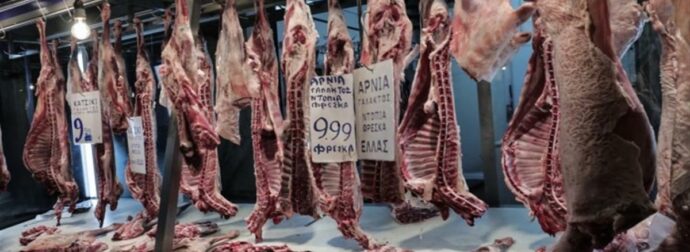 Πάσχα 2024: «Τσούζουν» οι τιμές – Απλησίαστα αρνί και κατσίκι (video)