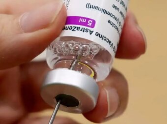 Γιατί αποσύρθηκε το εμβόλιο της #AstraZeneca και τι ισχύει για όσους έκαναν τουλάχιστον μια δόση