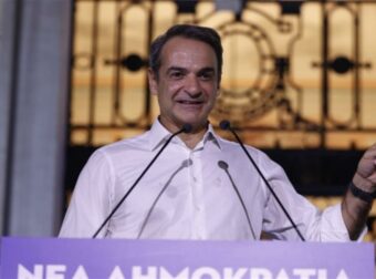Κυριάκος Μητσοτάκης από Ρηγίλλης: Να χαρίσουμε στη ΝΔ τρεις συνεχόμενες κυβερνητικές θητείες