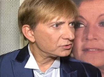 Δημήτρης Σούρας: Σοκ για τον Μάκη Δελαπόρτα, που έμαθε on camera το θάνατο του ψυχιάτρου – «Ποιος; Τι εννοείς;»