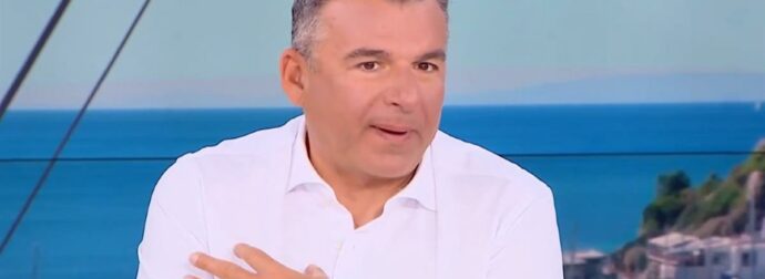 Ο Γιώργος Λιάγκας «κατακεραύνωσε» την εμφάνιση της Klavdia: «Σαν περιττώματα σκύλου…»