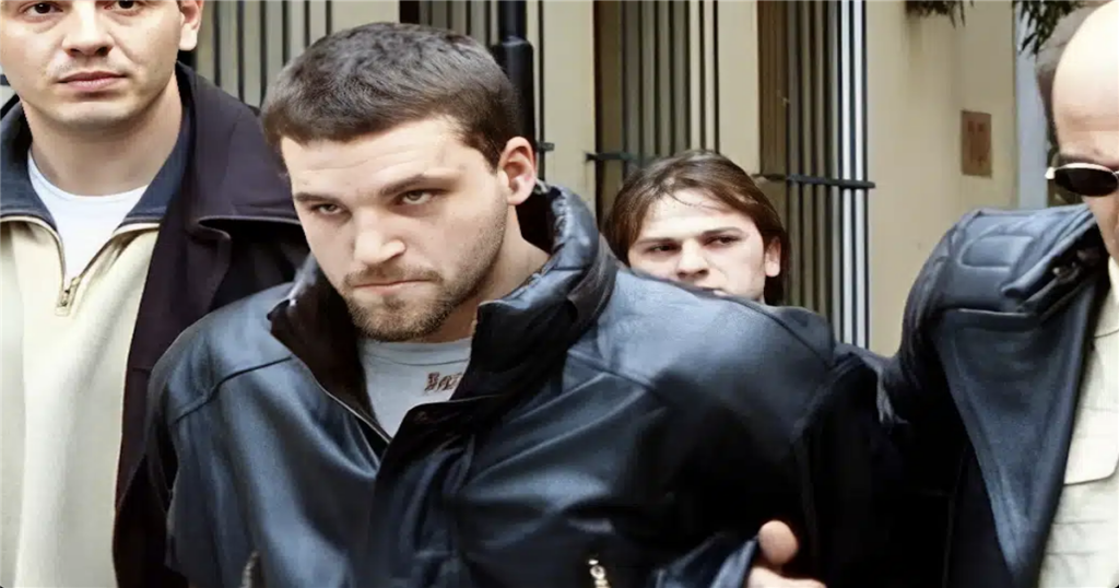 Αγνώριστος ο δολοφόνος Κώστας Πάσσαρης στα 50 του- Με λιγότερα μαλλιά και αδυνατισμένος