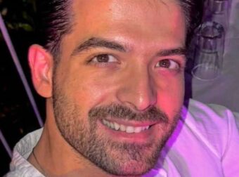Άρης Μουγκοπέτρος – Ποζάρει με Χριστοπούλου και Mente Fuerte: «Πόσο όμορφη παρέα»