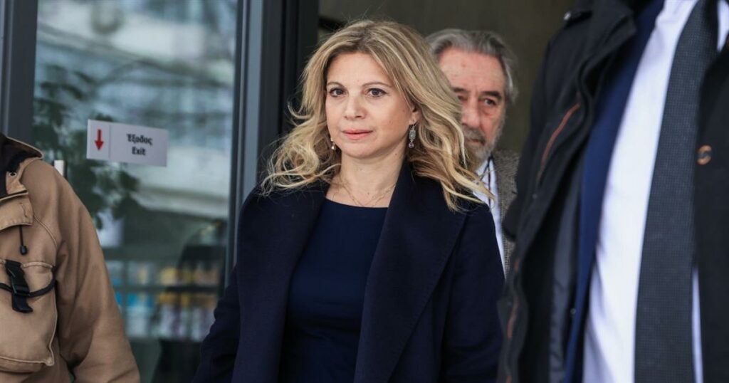 Κάλεσαν για κατέθεση τη Μαρία Καρυστιανού: Η συνάντηση σε καφέ, ο «αγγελιαφόρος» και το τρίτο πρόσωπο
