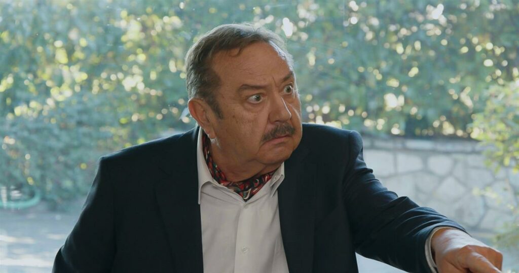 «Ποταμός» ο Τάσος Κωστής: «Τι είναι αυτό το πράγμα; Τι ματαιοδοξία είναι αυτή; Τι θα σου προσφέρει;»