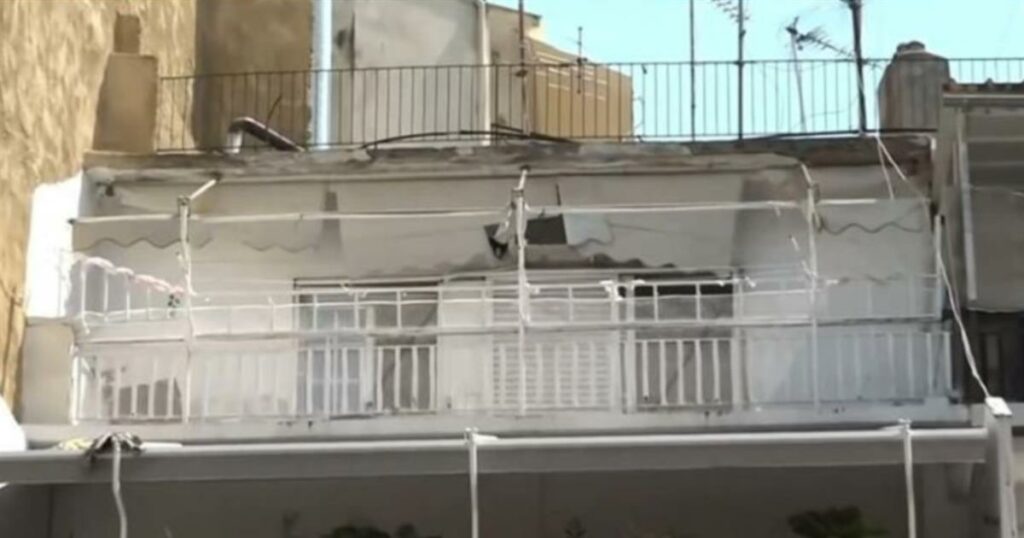 Βρέθηκαν στην Ηλεία οι γονείς που άφησαν το μωρό στο μπαλκόνι να σπαράζει στο κλάμα