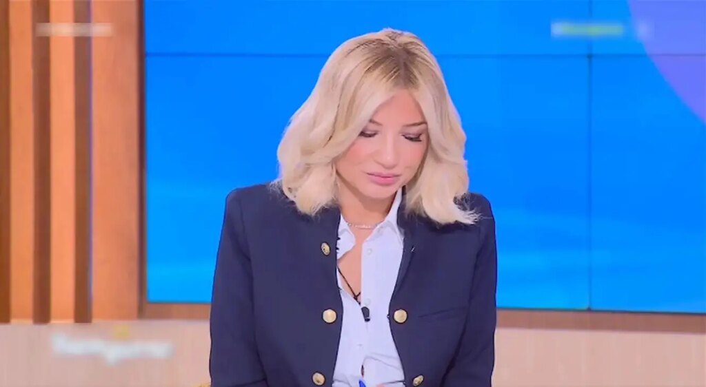 Περιπέτεια τα ξημερώματα για τη Φαίη Σκορδά: «Είμαι τελείως άυπνη, πρέπει να ξύπνησα όλη τη γειτονιά»