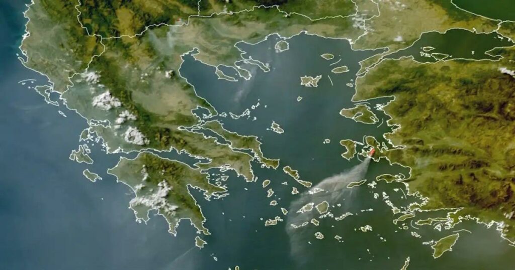 Μεγάλη μάχη με τις φωτιές: Ο καπνός «σκεπάζει» τον ουρανό – Δορυφορικές εικόνες αποτυπώνουν την καταστροφή###
