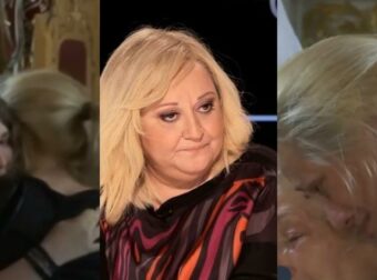 Ηρώ Καριοφύλλη: Σπάραξαν στην κηδεία της η μητέρα και ο αδελφός της – Βίντεο