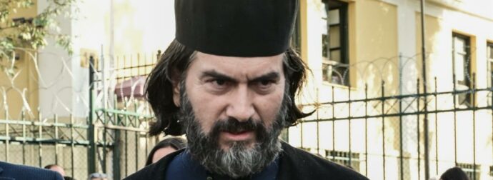 Διεκόπη ξανά η δίκη του πατρός Αντώνιου: Παραιτήθηκαν οι δικηγόροι του, αποχώρησαν οι κατηγορούμενοι