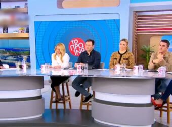 Πρωινό: Χαμός στο πλατό για την παρουσιάστρια που λέει όσα της λένε στο ακουστικό – Η αντίδραση του Λιάγκα