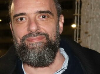 Σωτήρης Τσαφούλιας: Η σπάνια εμφάνιση με την κούκλα κόρη του, Δέσποινα – Φωτογραφίες