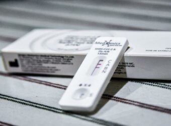 Έξαρση γρίπης: Τα SOS για τα νοσοκομεία και τα συμπτώματα-καμπανάκι