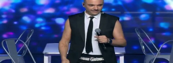 Κώστας Δόξας… Τέλος: Τον… διώχνουν από το J2US μετά την καταδίκη του για ενδοοικογενειακή βία – Η επίσημη ανακοίνωση του OPEN