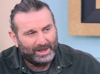 Ηλίας Βαλάσης: Η μεταφυσική στιγμή που έζησε παιδί – «Αν δεν υπήρχε αυτό το θαύμα, αυτή τη στιγμή δεν θα ζούσα»