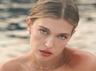 H Κλέλια Ανδριολάτου στα Bafta Awards 2026 – Το look της… άναψε φωτιές!