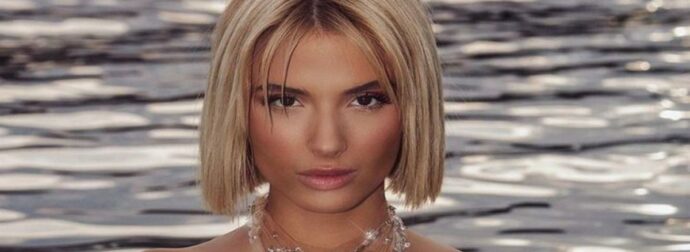 Απίστευτο: Έφτιαξαν λαμπάδα… Κατερίνα Λιόλιου για το Πάσχα