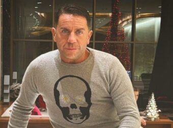 Γιώργος Μαζωνάκης: «Με το ζόρι τον κρατήσαμε», αποκαλύπτει ο γιατρός του – Πότε παίρνει εξιτήριο