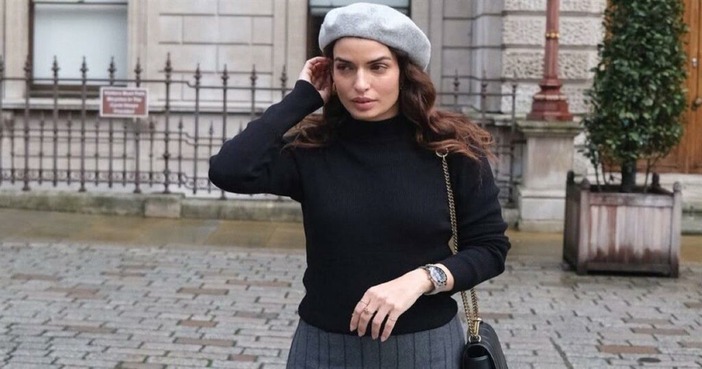 Η διαχρονική αξία της δαντέλας: Το fashion twist της Τόνιας Σωτηροπούλου