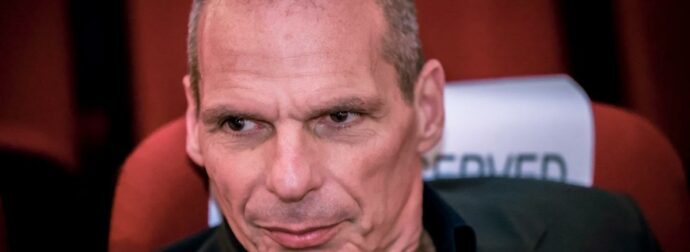 Γιάνης Βαρουφάκης: Παραπέμπεται σε δίκη στις 19 Δεκεμβρίου για τις δηλώσεις περί φούντας και ecstasy