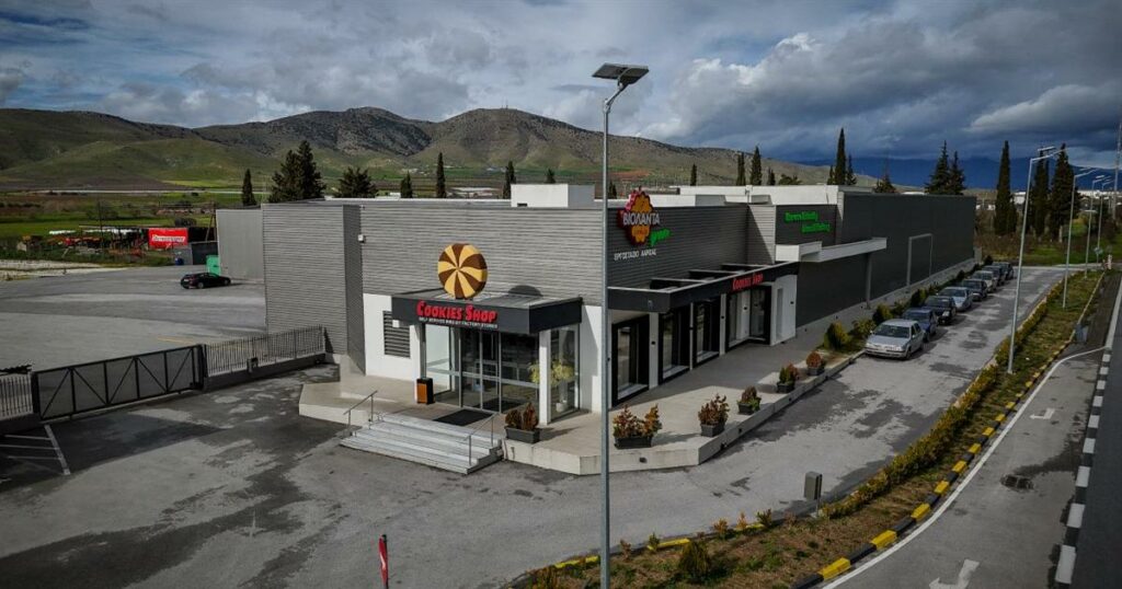 Βιολάντα: Εργαζόμενοι έβγαλαν ανακοίνωση στήριξης στον Τζιωρτζιώτη – Οι μαρτυρίες για «παράξενη οσμή επί μήνες»