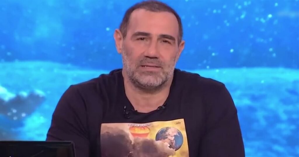 Αντώνης Κανάκης: «Είστε για λύπηση, κύριοι, κουνάτε τις ουρίτσες σας και θέλετε να τρελάνετε τον κόσμο»