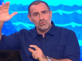 Αντώνης Κανάκης: Ξέσπασε για τη δίκη των Τεμπών – «Είστε τόσο άχρηστοι ή το κάνετε επίτηδες;»