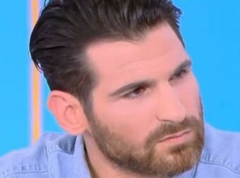 Ετεοκλής Παύλου: «Έχω πιάσει τον εαυτό μου να κλαίει σε άσχετη στιγμή» – Η εξομολόγηση για το ατύχημα που τον σημάδεψε