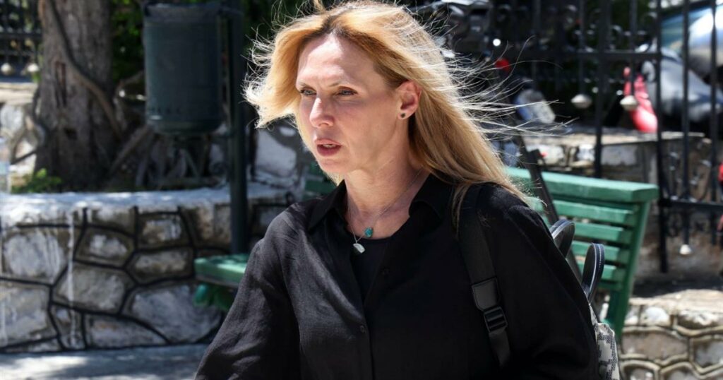 Εβελίνα Παπούλια: Αποκάλυψε τι της προκαλεί αηδία στη σκηνή – «Είχα βγάλει αλλεργία από τη σιχασιά μου»