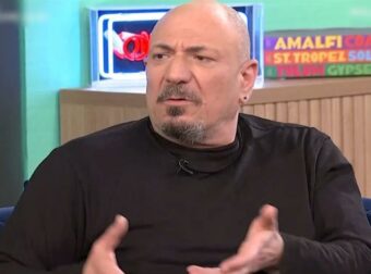 Κώστας Τερζάκης: «Ακρωτηρίασαν το πόδι της μητέρας μου για να μπει σε ορφανοτροφείο» – Τι δήλωσε για τον «Ευλογητό»