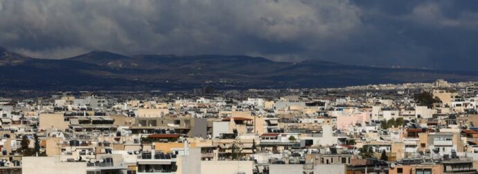ΕΝΦΙΑ: Το «θρίλερ» με τα εκκαθαριστικά – Γιατί χιλιάδες ιδιοκτήτες έχασαν την έκπτωση 50% και πώς η ΑΑΔΕ τους εντοπίζει