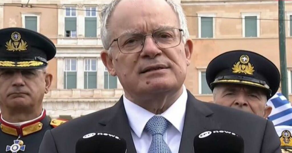 ΆβολοΚώστας Τασούλας: Η «γκάφα» του προέδρου της Δημοκρατίας σε ζωντανή πανελλαδική σύνδεση (Βίντεο)###