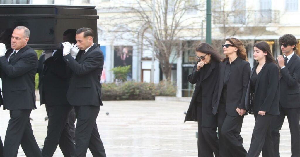 Κηδεία Μαρινέλλας: Με μόνο 50 άτομα η ταφή της – Η επιθυμία της κόρης της, Τζωρτίνας###