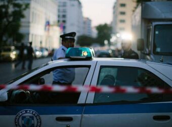 Μυστήριο με τον θάνατο του 82χρονου στη Θεσσαλονίκη: Συνελήφθη η 77χρονη σύζυγός του, την είχε καταγγείλει ότι τον κακοποιούσε