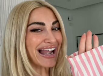 Ιωάννα Τούνη: Υπενθύμισε στους followers της τι γιορτάζουμε την 25η Μαρτίου – «Μην γίνουμε ρεζίλι»