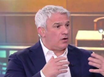 «Αυτά τα καθάρματα»: Νέο Τρομερό Ξέσπασμα Σπύρου Χαριτάτου την ώρα της εκπομπής του (video)