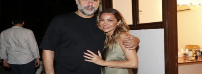 Δέσποινα Βανδή – Βασίλης Μπισμπίκης: Η σπάνια φωτογραφία που «λέει» πολλά για τη σχέση τους