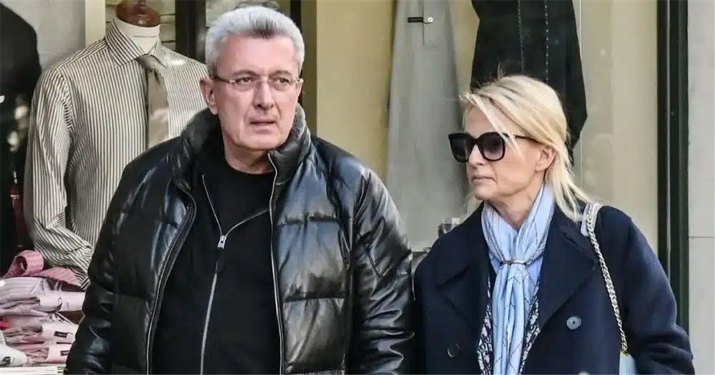 Νίκος Χατζηνικολάου: Σπάνια βόλτα με τη σύζυγό του, Κρίστη Τσολακάκη πιασμένοι χέρι-χέρι