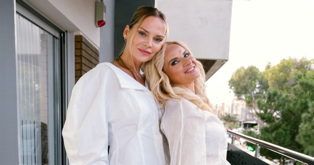 «Σάστισε» η Μπεκατώρου όταν είδε τι φόρεσε η Υβόννη Μπόσνιακ! Ανέβασε να να δείξει σε όλους πώς ήταν ντυμένη και πήρε 22.000 likes σε λίγα λεπτά