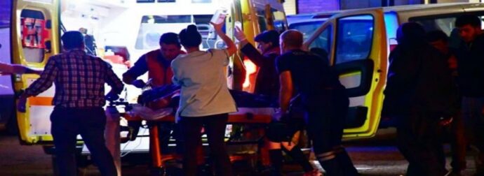 Γυναίκα εγκεφαλικά νεκρή συνήλθε όταν το ασθενοφόρο που τη μετέφερε, έπεσε σε λακούβα – Ο άντρας της κανόνιζε την κηδεία