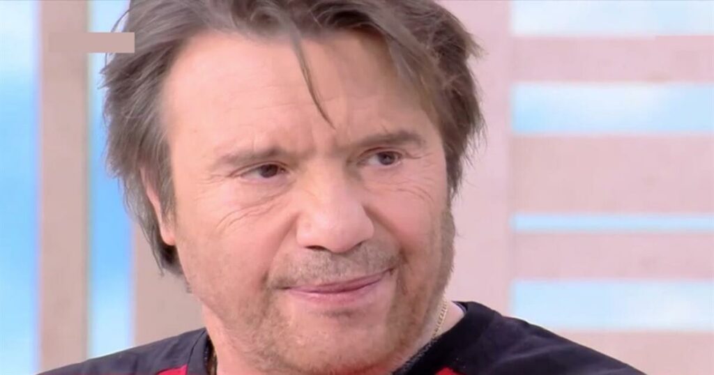 Ο Στράτος Τζώρτζογλου έκλαψε on air: «Με πείραξε πάρα πολύ το βίντεο που μου έδειξαν με τη Σοφία Μαριόλα»